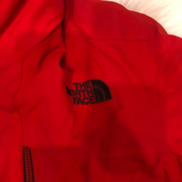 The North Face Bold Red Hooded coat - Picture 4 of 9